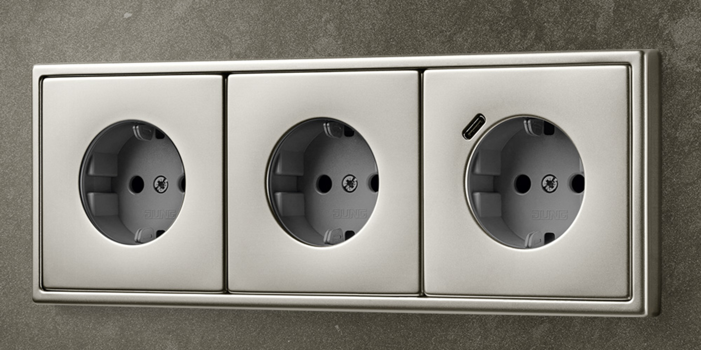 SCHUKO® Steckdosen mit USB bei HMS Technik GmbH in Nußloch